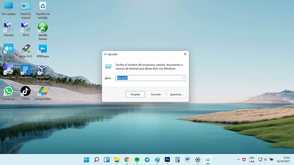 liberar espacio en Windows 11 borrar temporales windows+r