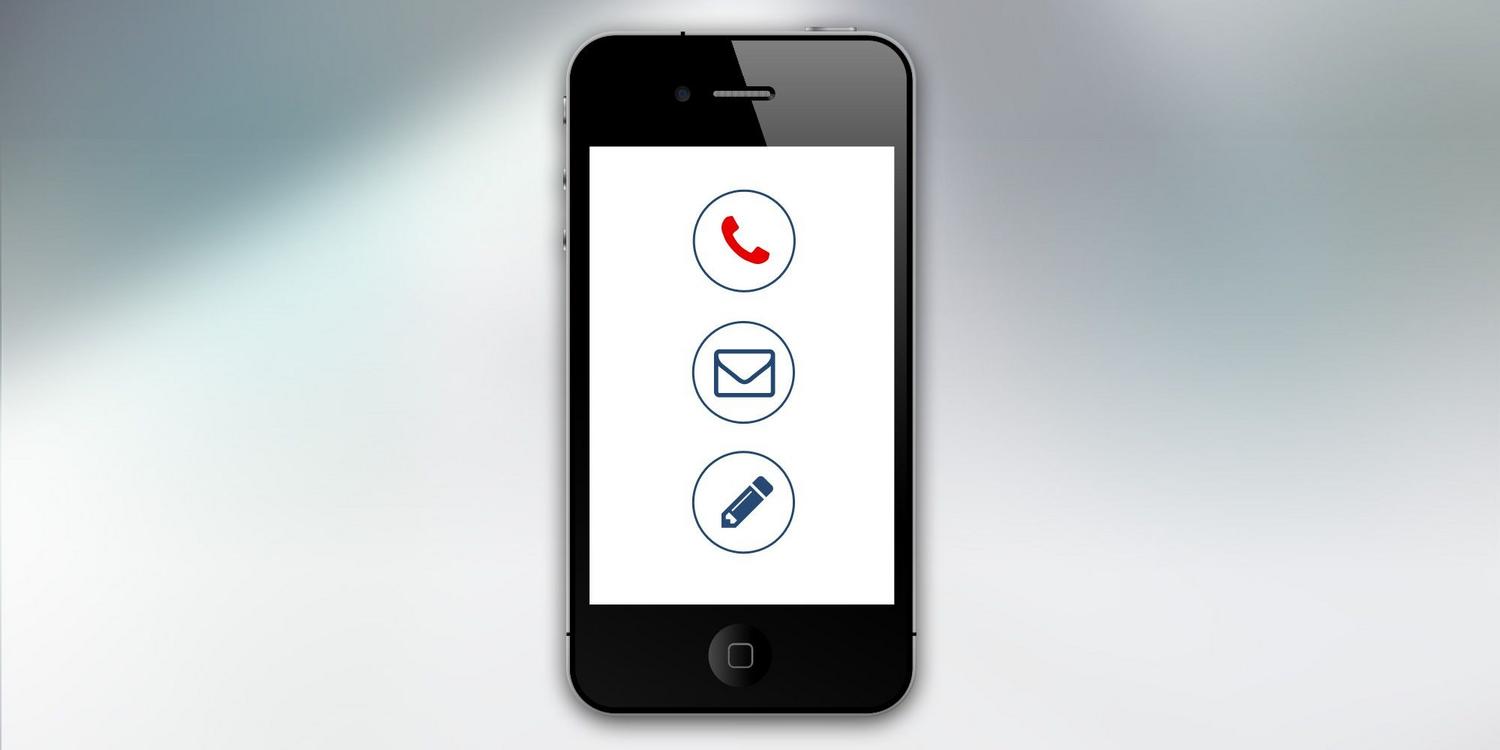 Pantalla de smartphone mostrando iconos de comunicación y correo electrónico, representando la conectividad entre múltiples cuentas.