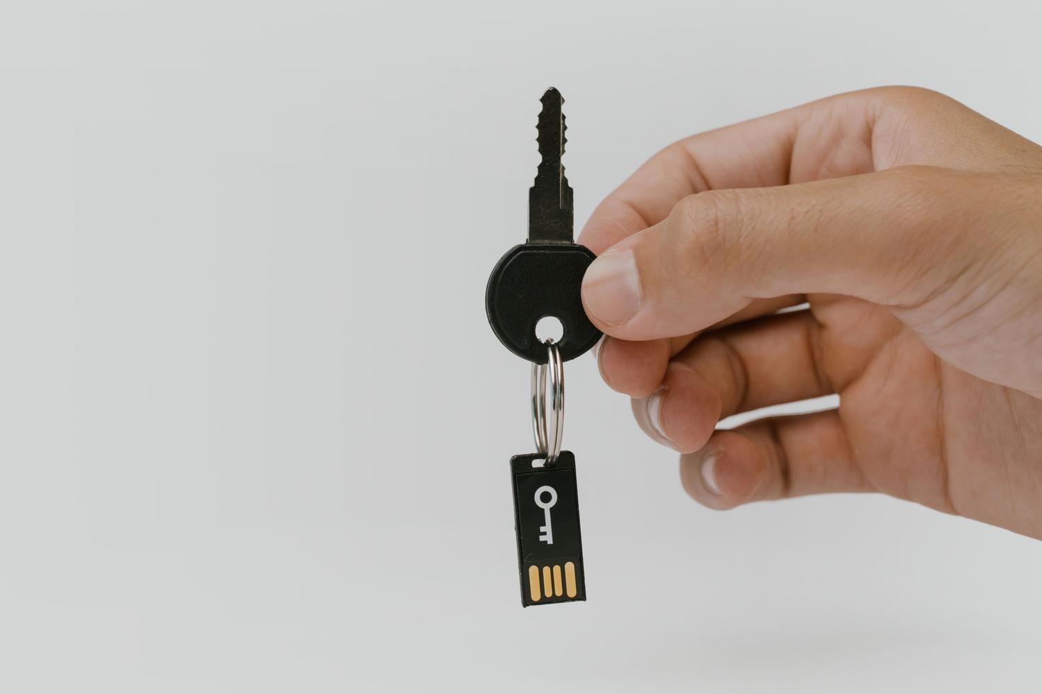 Llave de seguridad USB FIDO2 para identidad digital